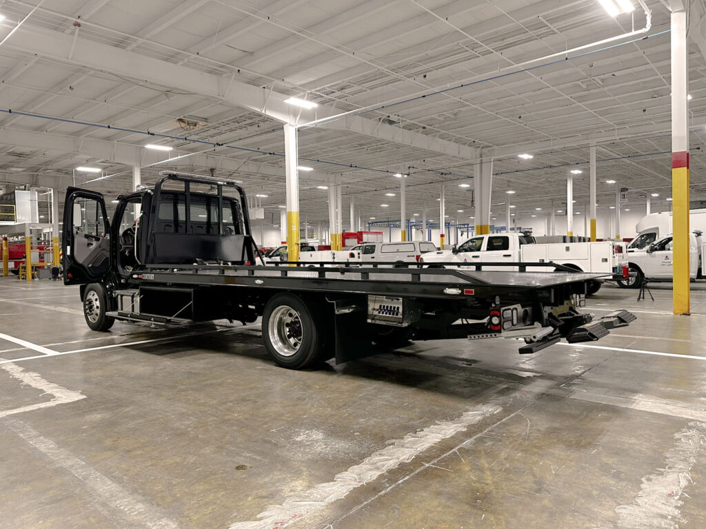 2024 Freightliner M2 With Century 12 Series LCG Black 63780   2024 Freightliner M2 With Century 12 Series LCG Black 63780 15 1024x768 