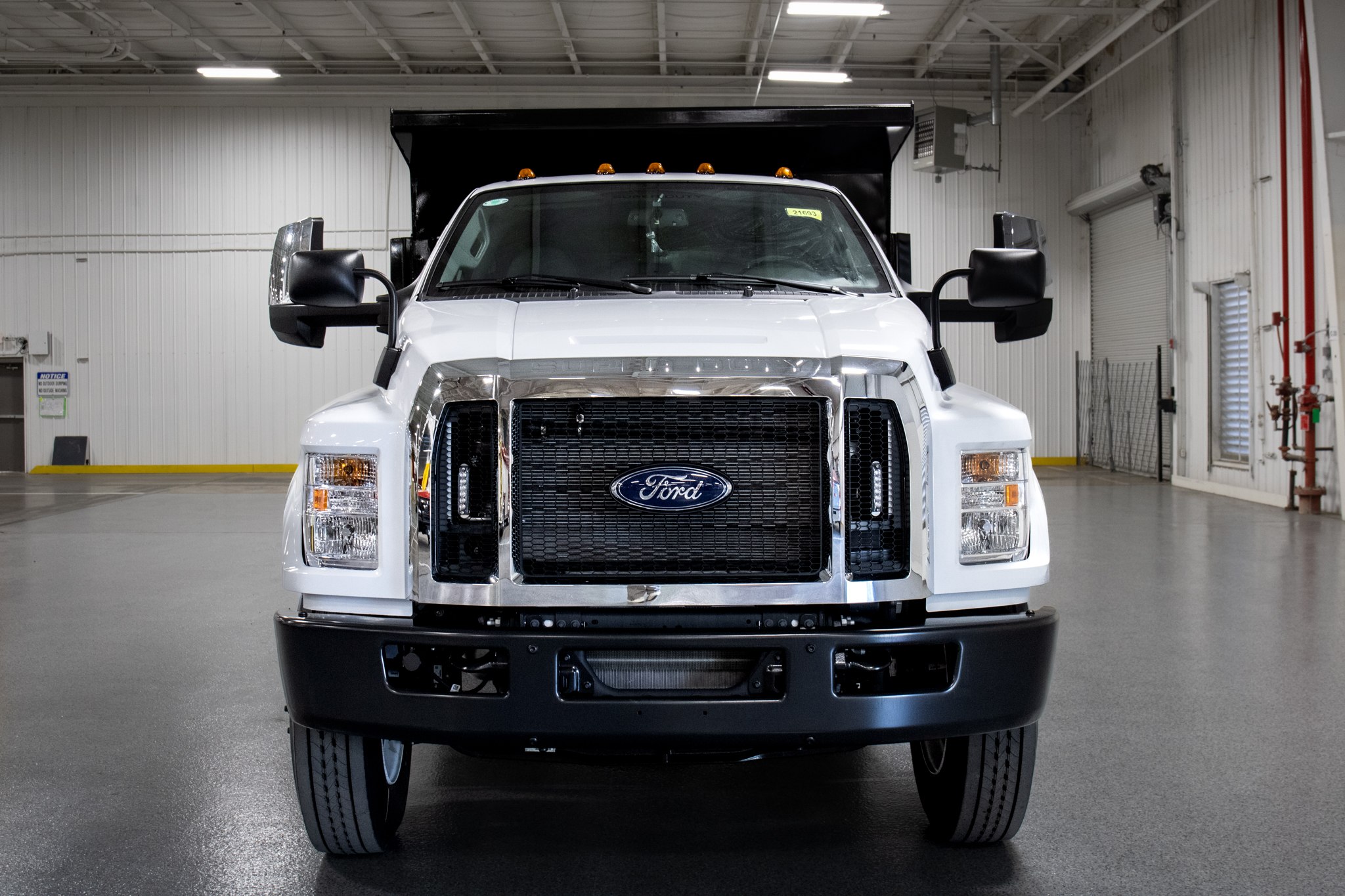 Rugby MGF Titan Dump Body on Ford F-750 Chassis